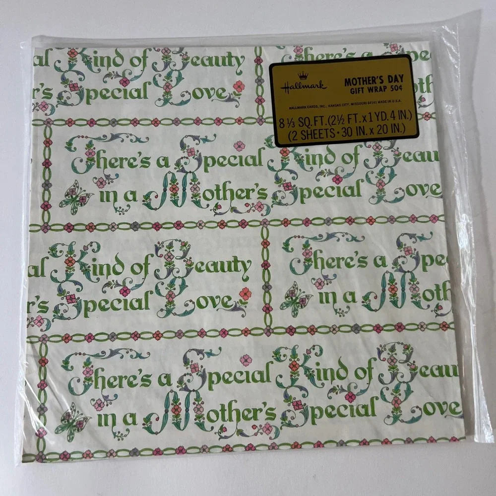 Vintage Hallmark Mothers Day Gift Wrap 2 Sheets 30x20 Floral Script 70s NEW